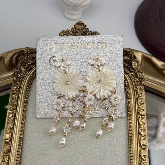 Persimmon Etched Shell Floral Drop Earrings - Picture 7 of 10